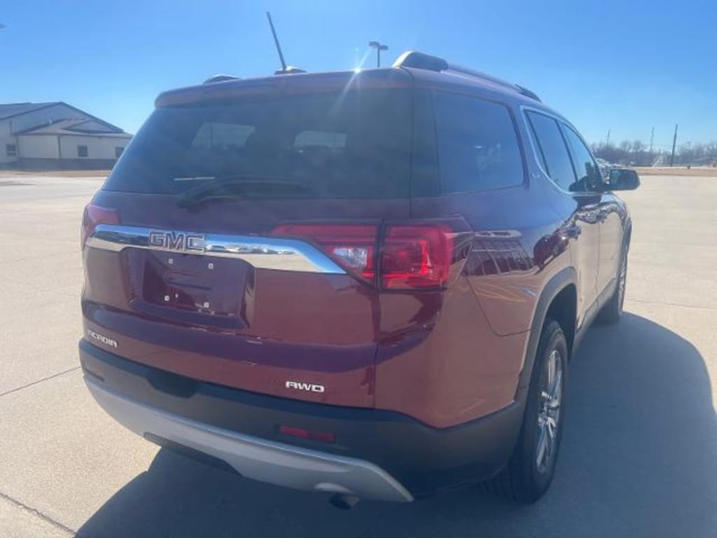 Used 2017 GMC Acadia SLE-2 SUV