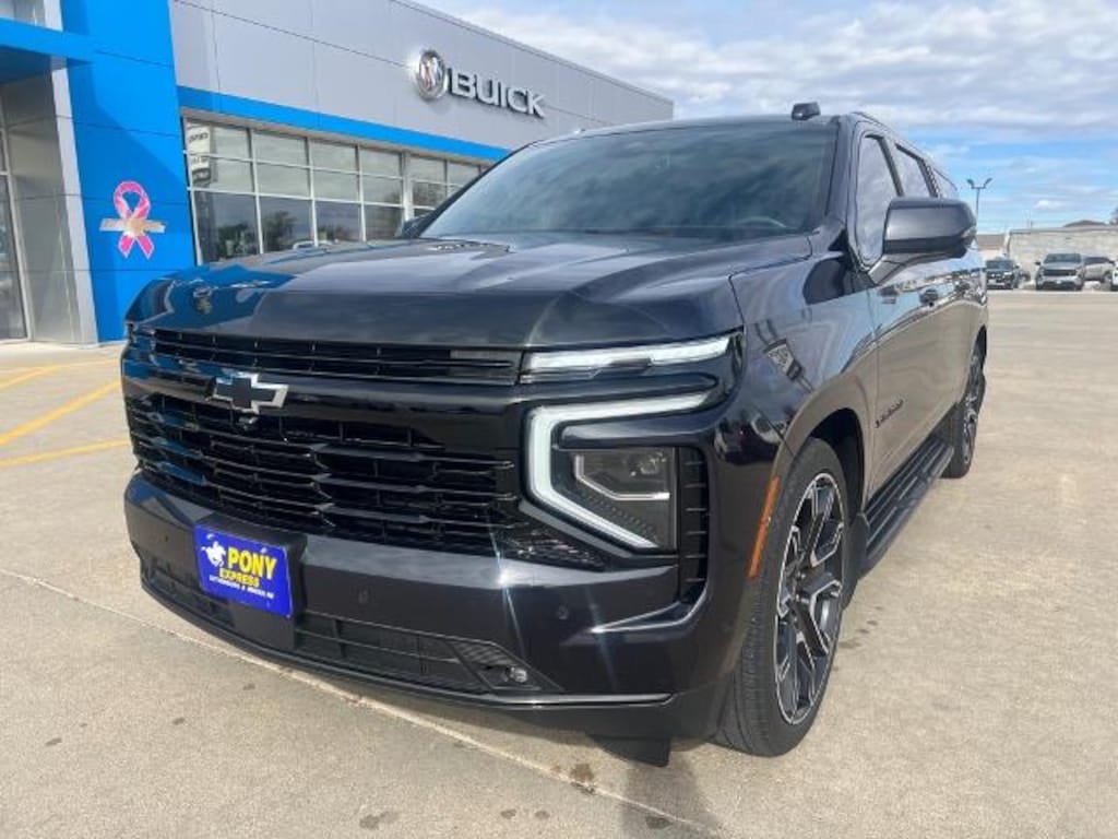 Used 2025 Chevrolet Suburban RST SUV