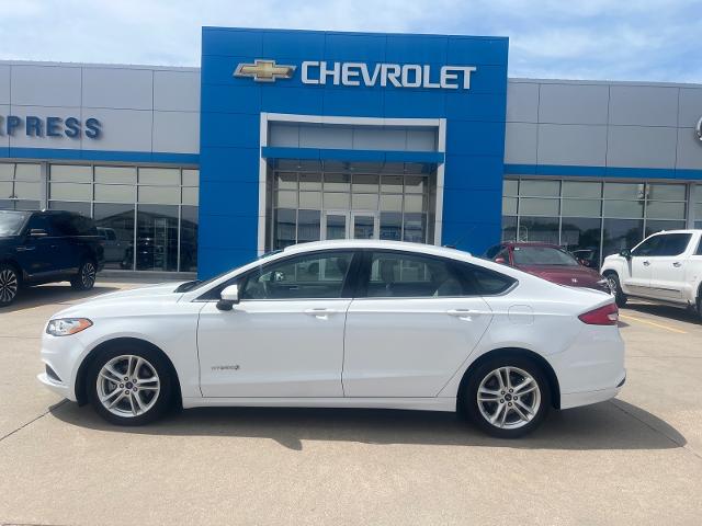 2018 Ford Fusion S's photo