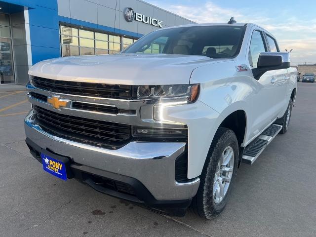 2021 Chevrolet Silverado 1500 LT photo 2
