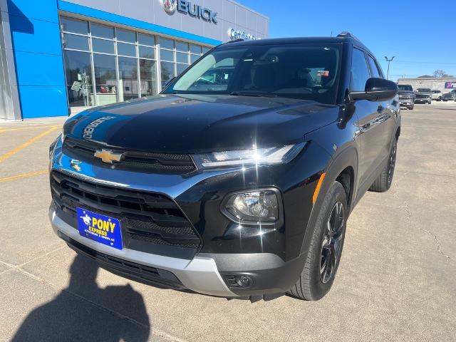2021 Chevrolet Trailblazer LT photo 2