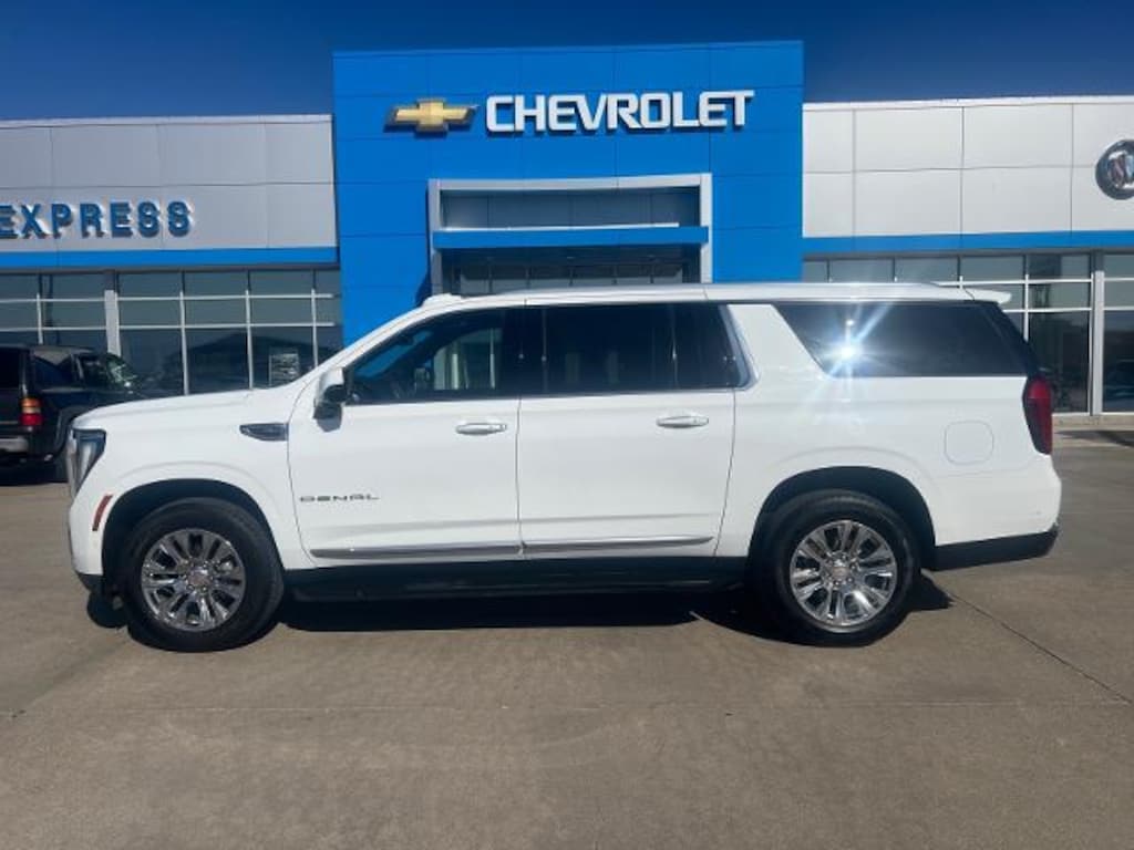 Used 2025 GMC Yukon XL Denali SUV