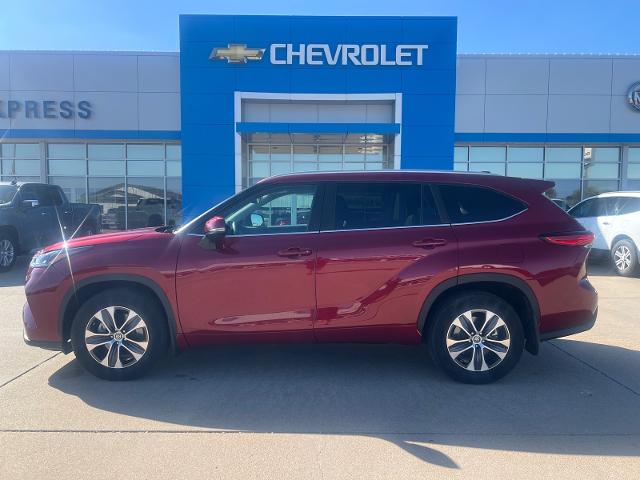 2023 Toyota Highlander XLE
