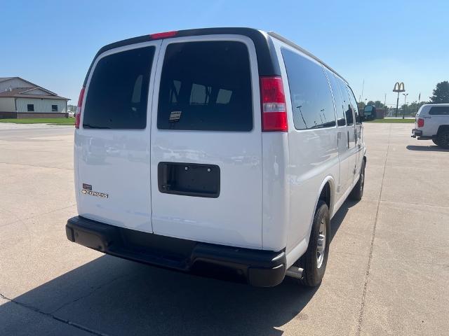 2022 Chevrolet Express 3500 LS Passenger Van photo 2