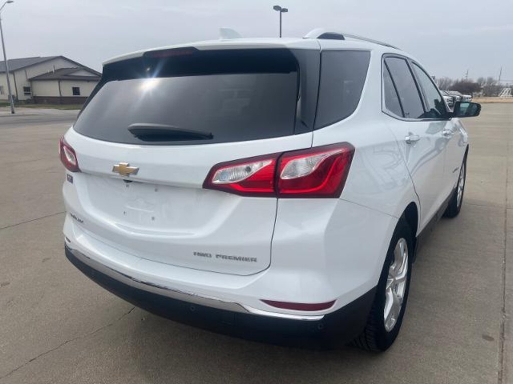 Used 2021 Chevrolet Equinox Premier SUV