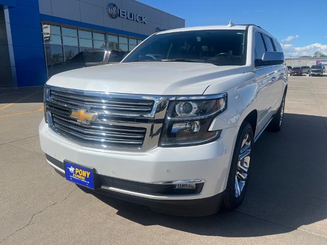 2020 Chevrolet Suburban Premier photo 2