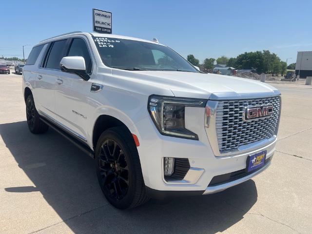 2022 Gmc Yukon XL Denali photo 3