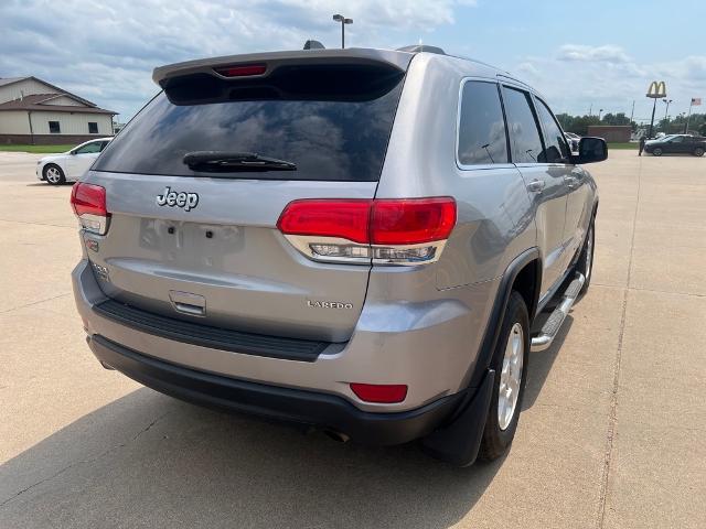 2015 Jeep Grand Cherokee Laredo photo 2