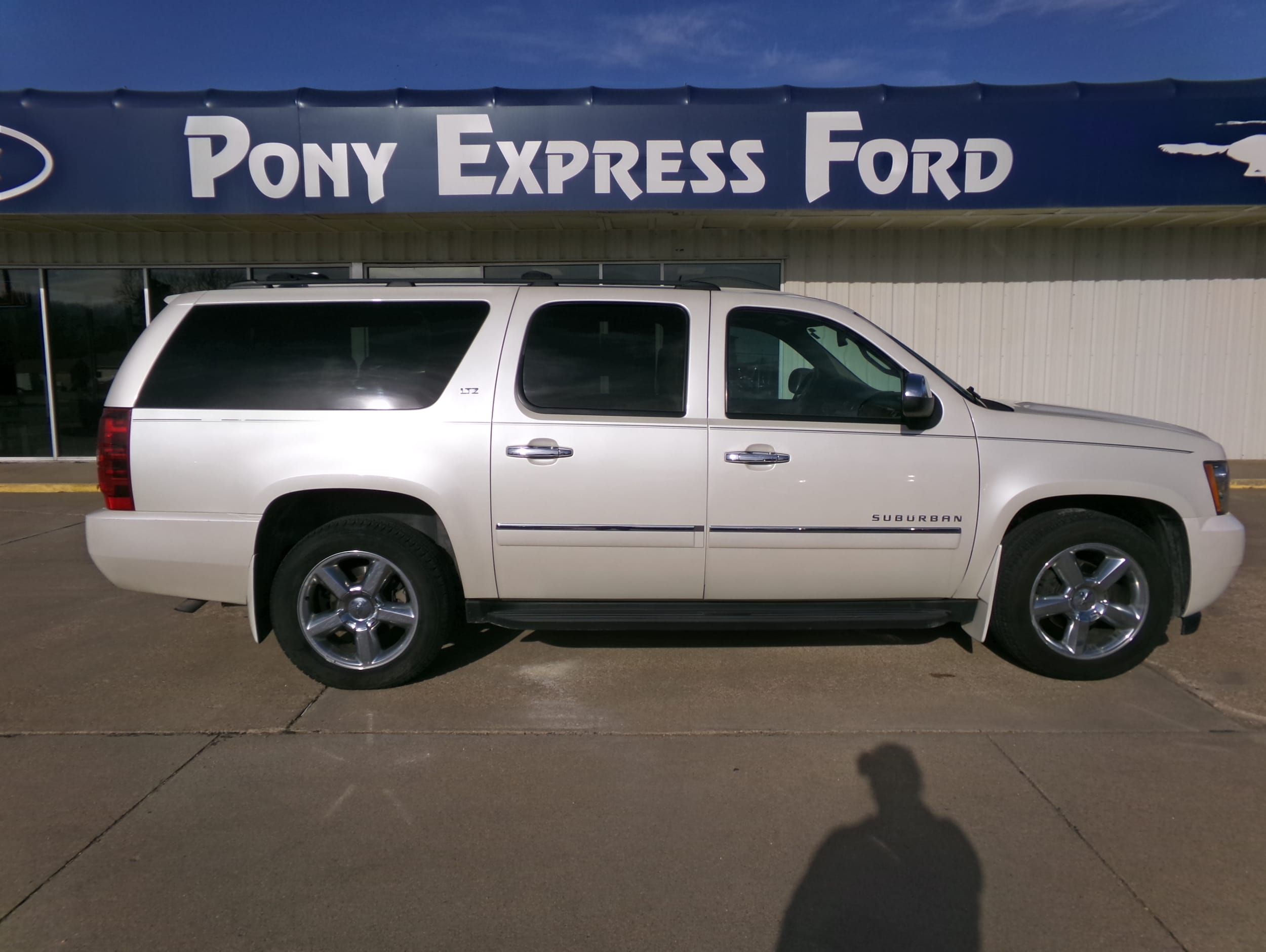 Used 2014 Chevrolet Suburban LTZ with VIN 1GNSKKE76ER219897 for sale in Minden, NE