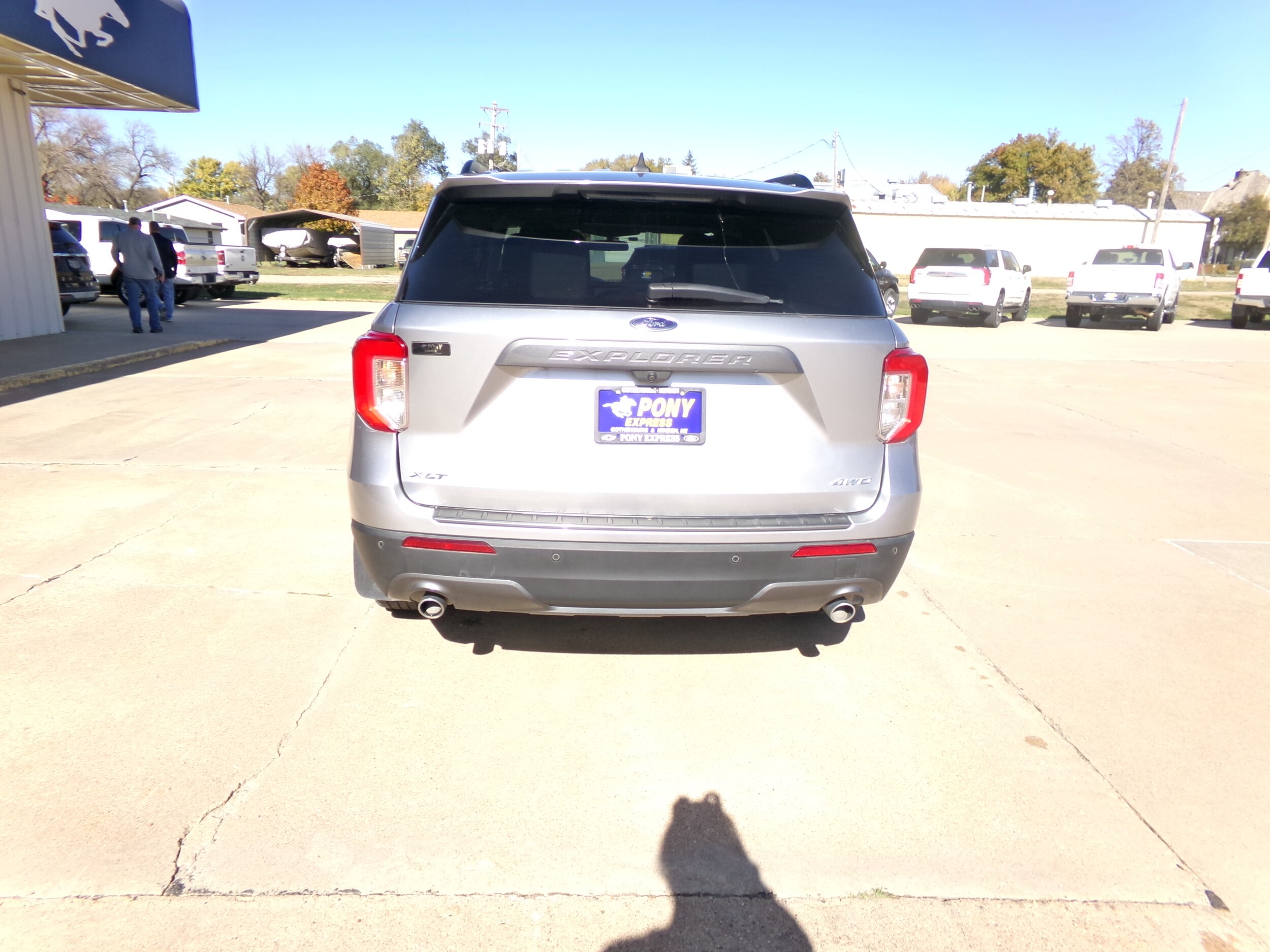 2021 Ford Explorer XLT photo 3