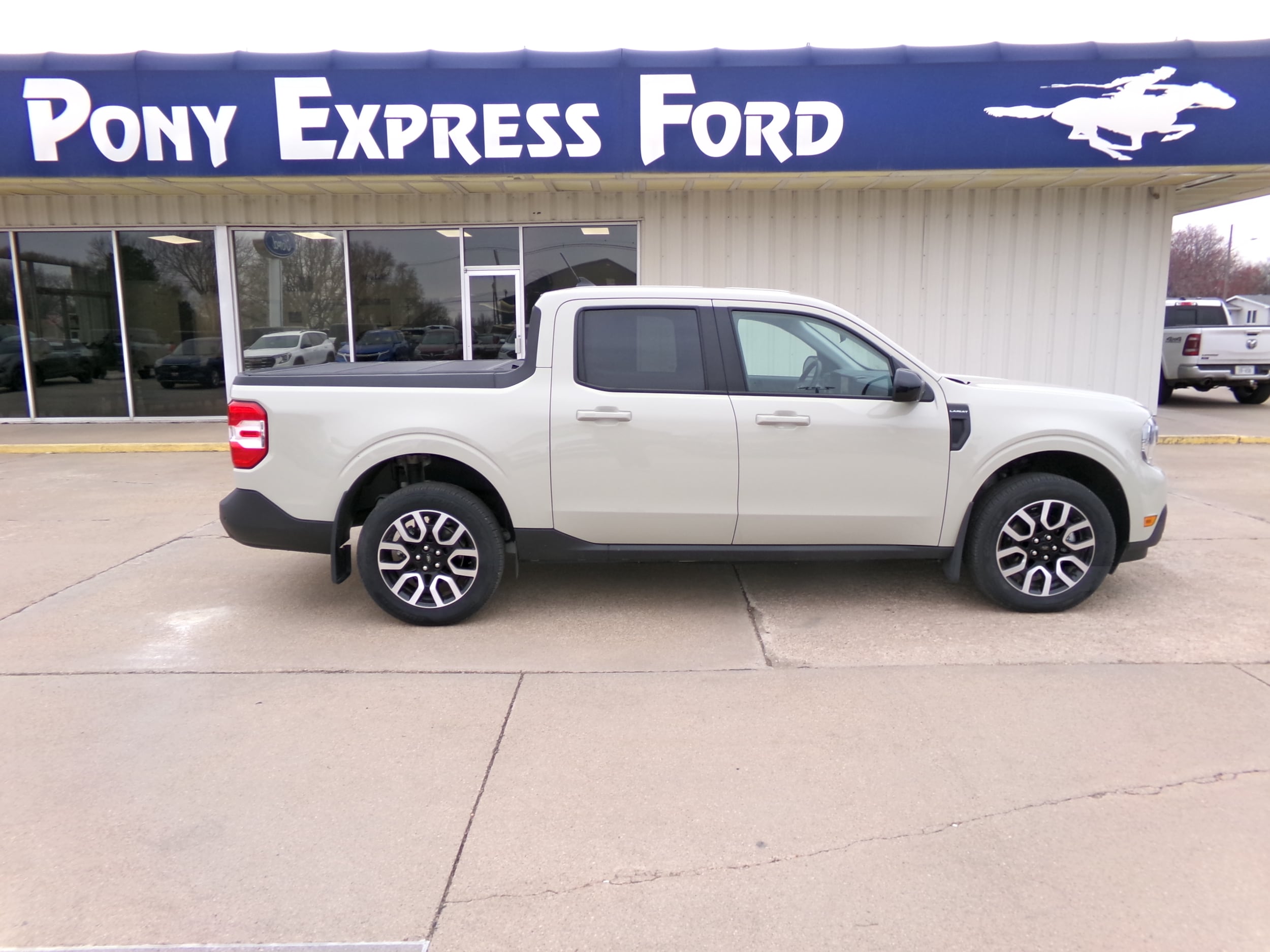 Used 2024 Ford Maverick Lariat with VIN 3FTTW8M36RRA51272 for sale in Minden, NE