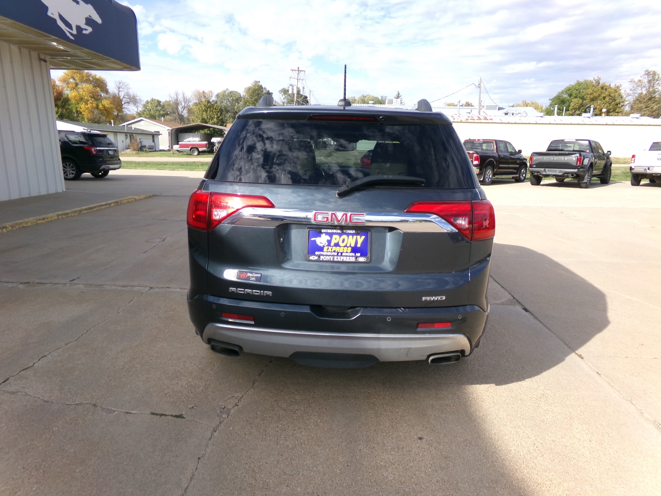 2019 Gmc Acadia Denali photo 3
