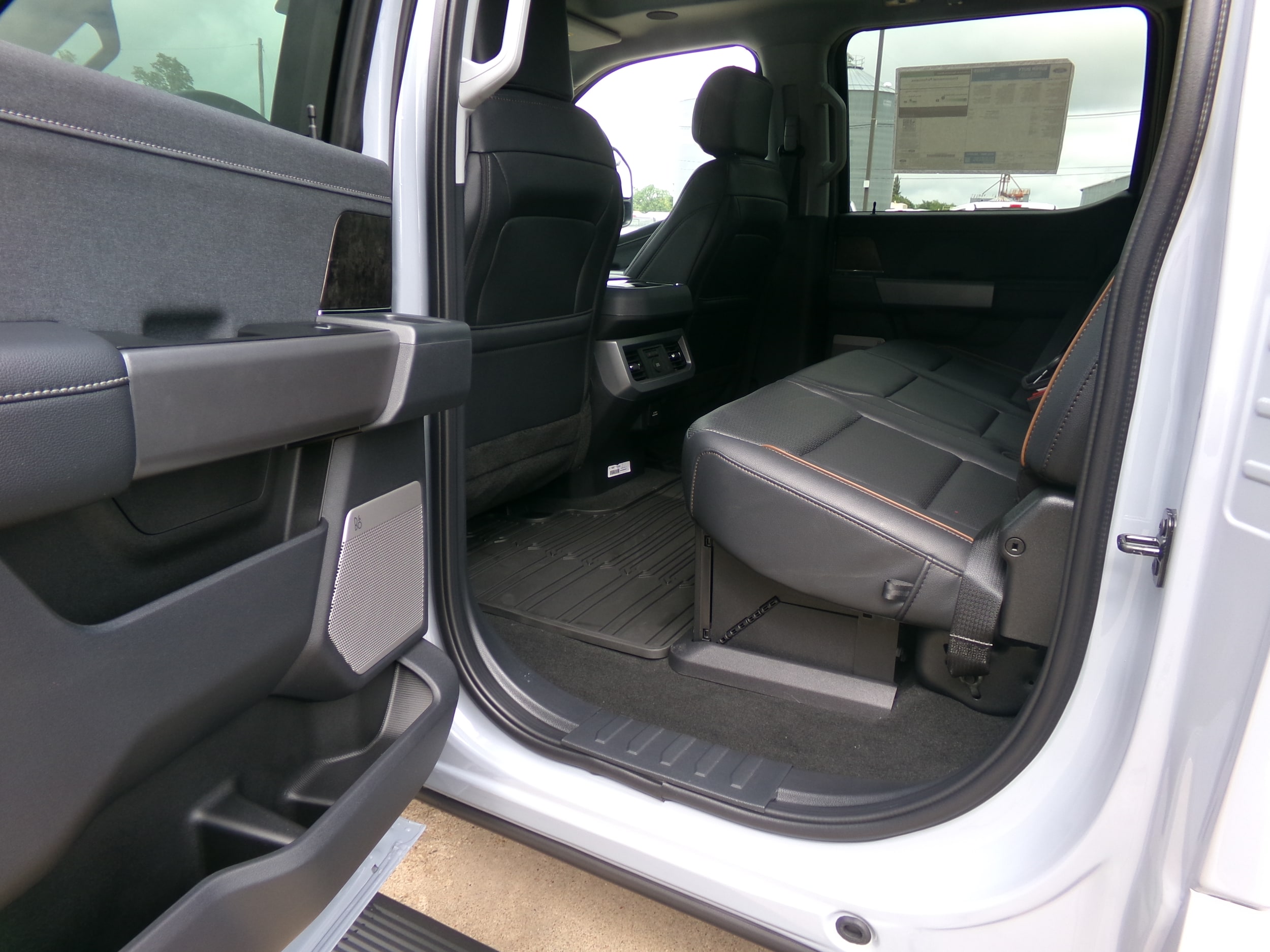 2025 Ford F-250 Super Duty Lariat - Photo 10