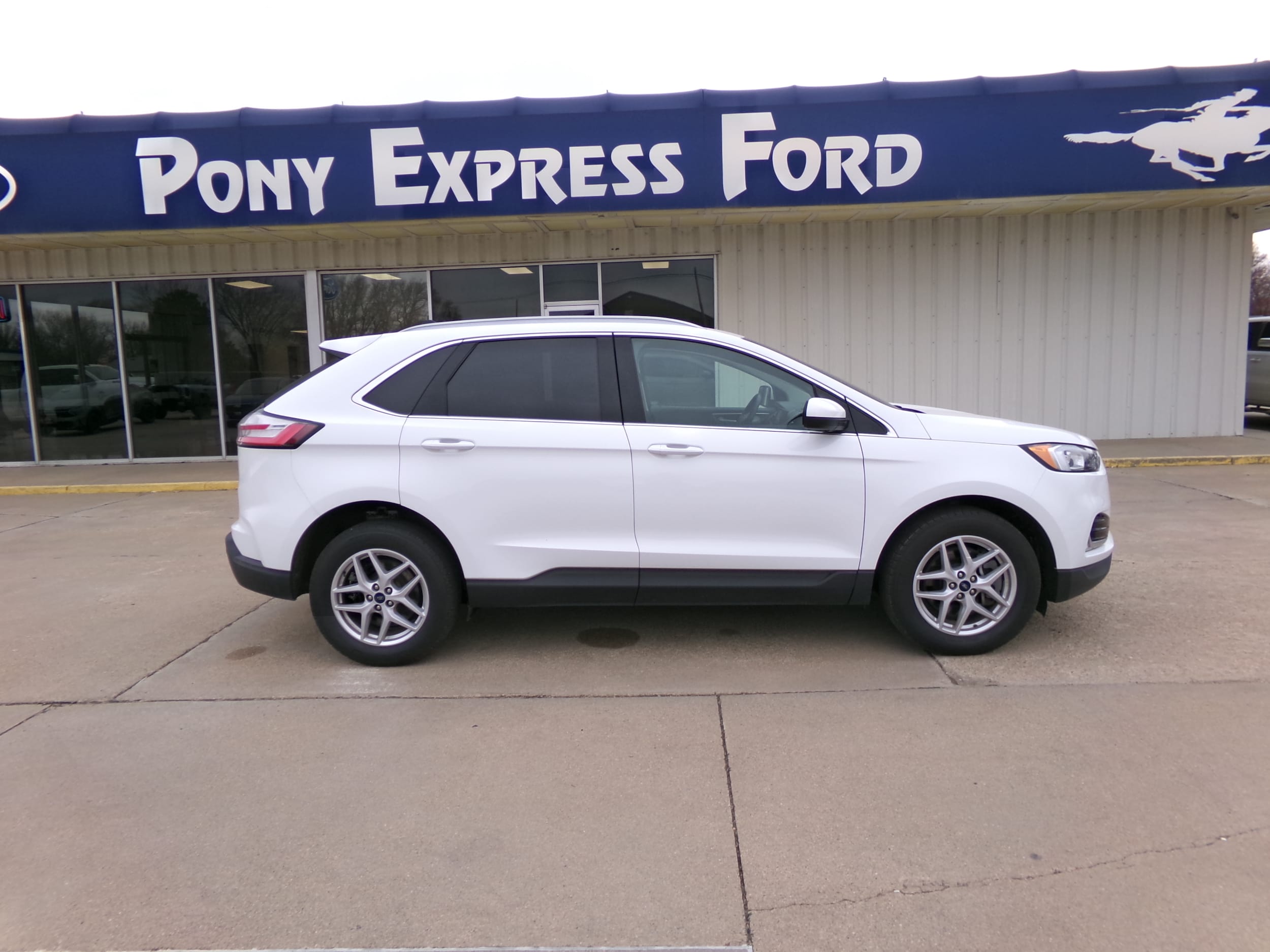 Used 2022 Ford Edge SEL with VIN 2FMPK4J91NBA11488 for sale in Minden, NE