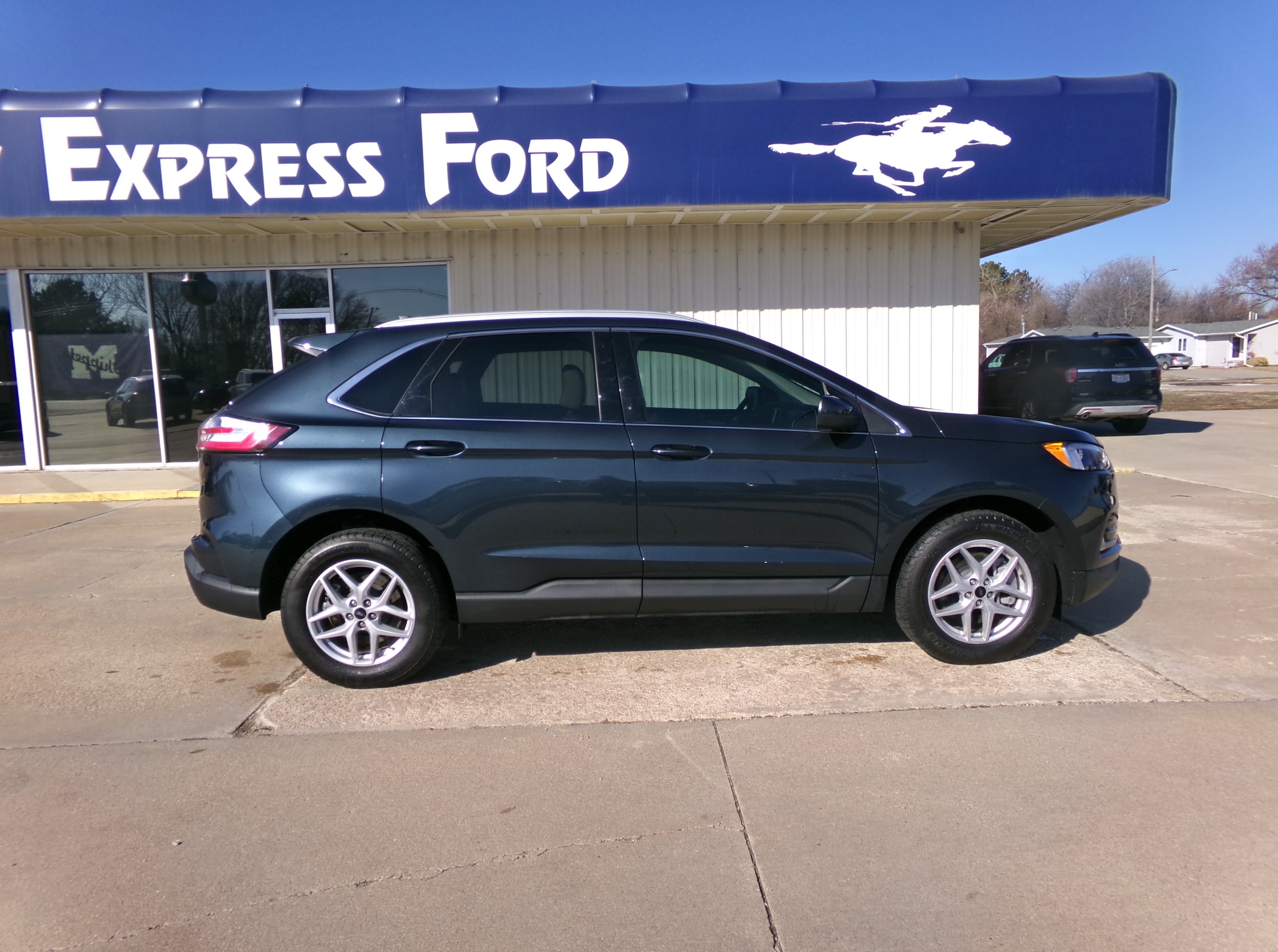 Used 2024 Ford Edge SEL with VIN 2FMPK4J97RBA32402 for sale in Minden, NE