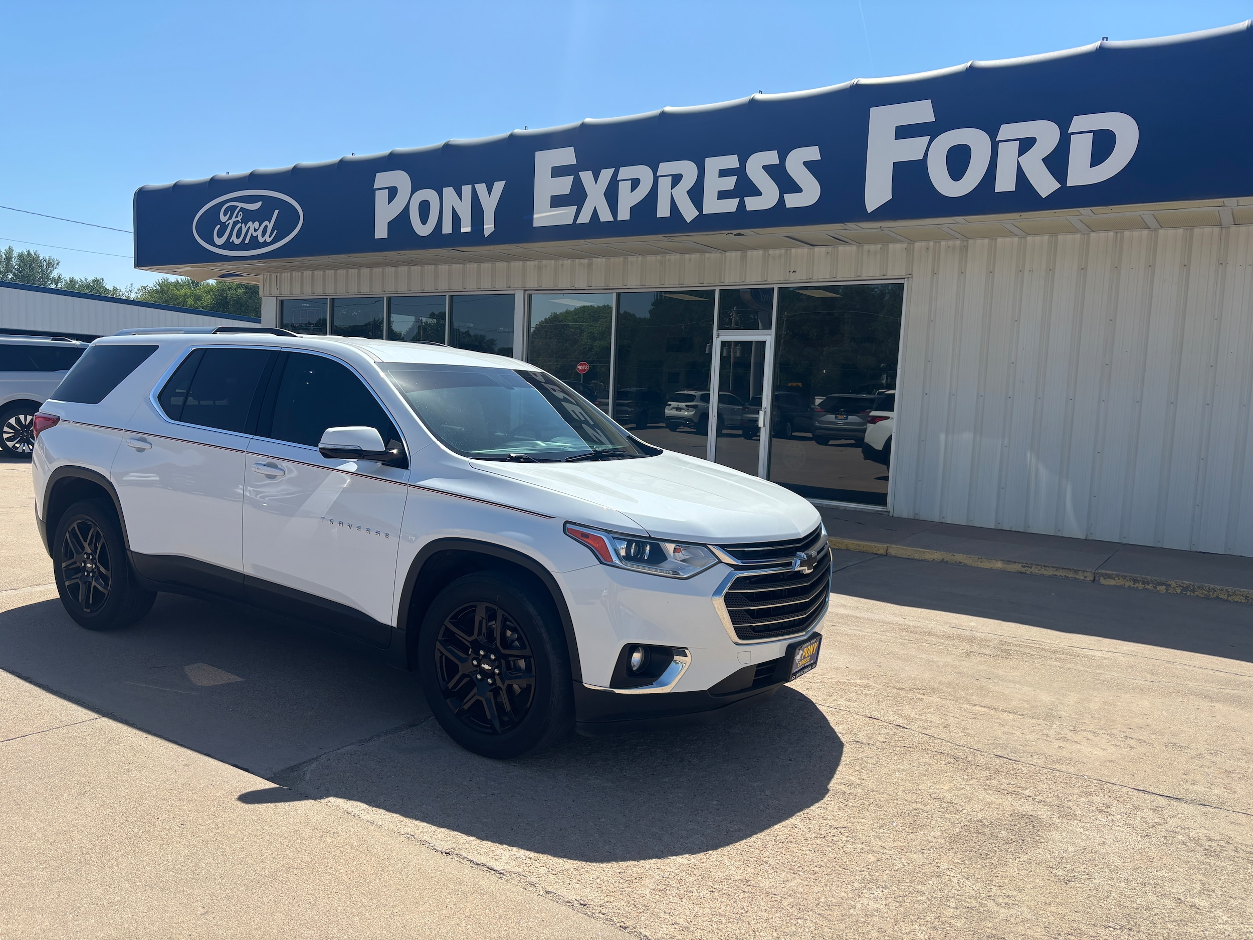 2018 Chevrolet Traverse AWD 1LT's photo