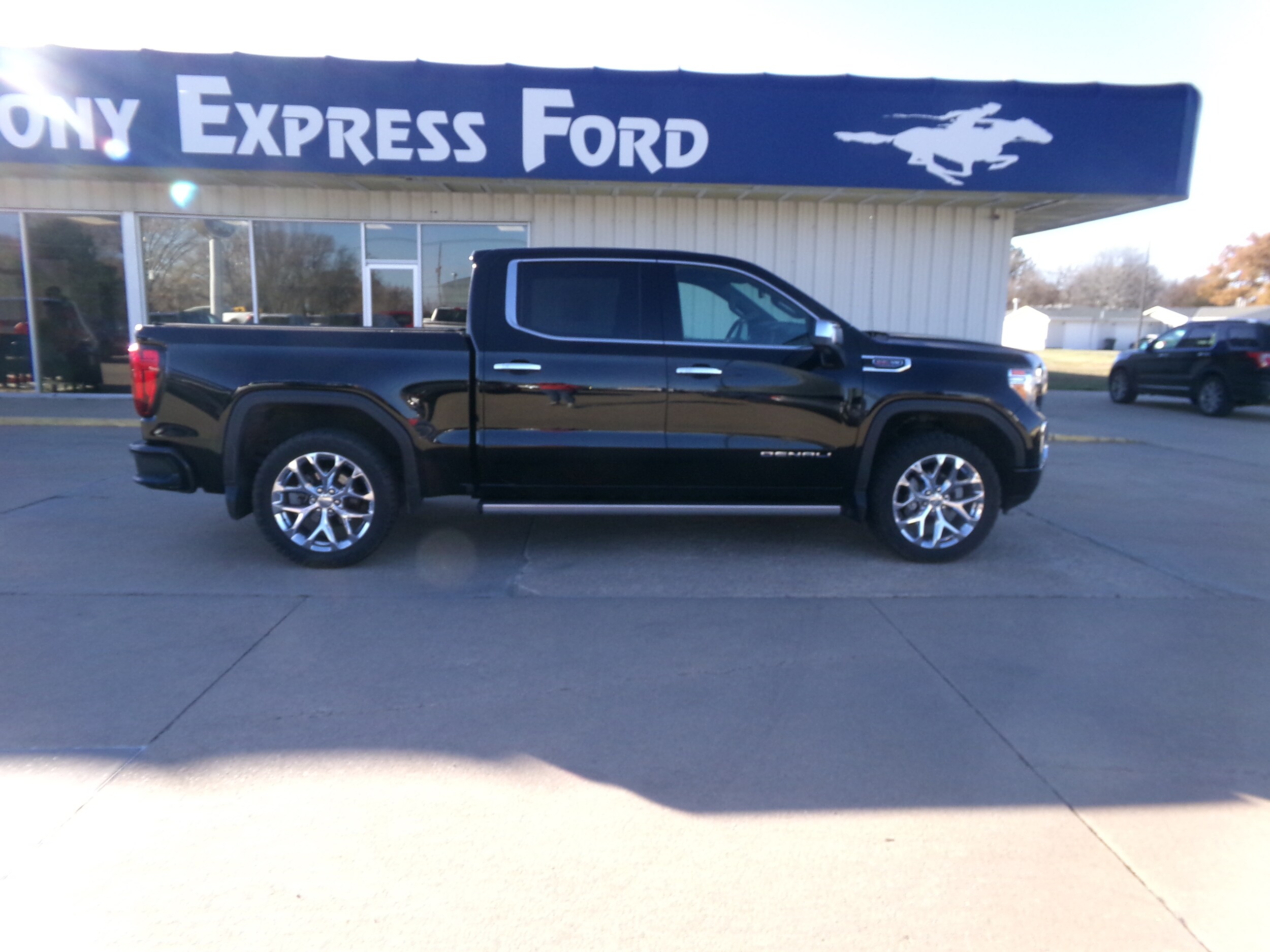 2020 Gmc Sierra 1500 Denali photo 2