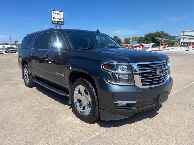 2019 Chevrolet Suburban Premier photo 3