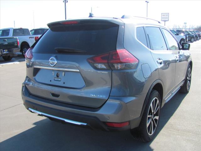 2019 Nissan Rogue SL photo 4