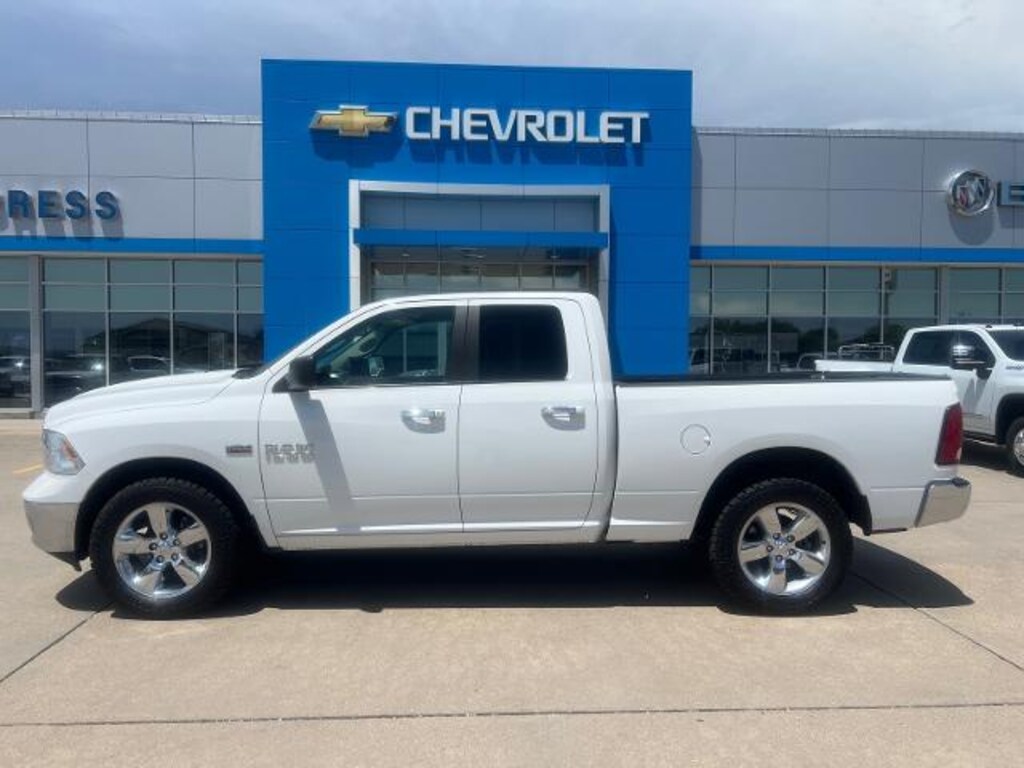 Used 2016 Ram 1500 SLT Crew Cab Truck