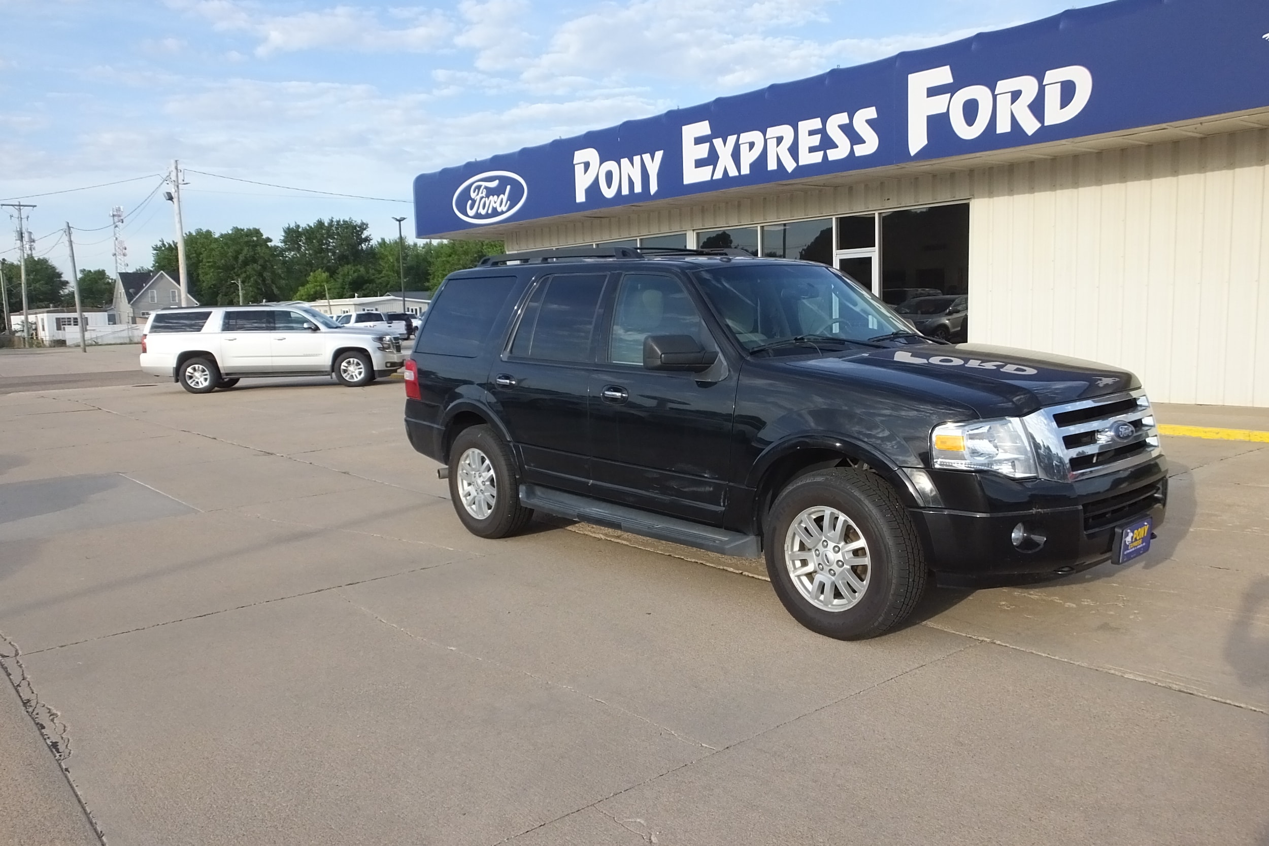 Used 2012 Ford Expedition XLT with VIN 1FMJU1J59CEF07345 for sale in Minden, NE