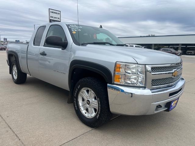 2012 Chevrolet Silverado 1500 LT photo 3