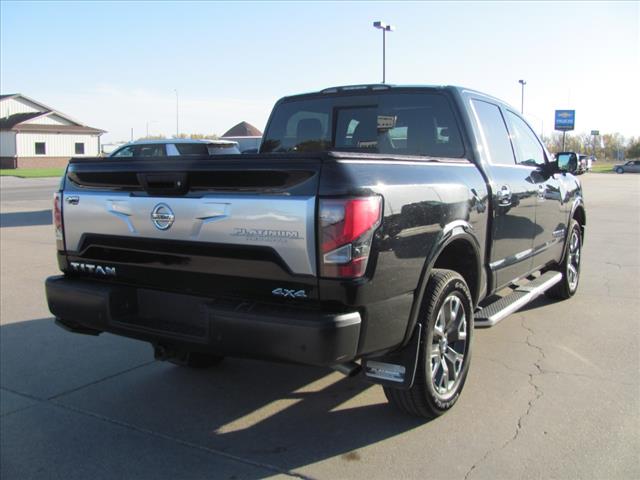 2021 Nissan Titan Platinum Reserve Crew Cab photo 4