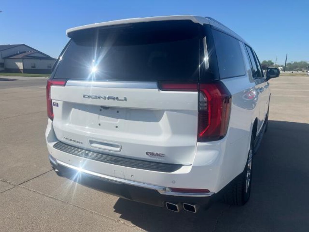 Used 2025 GMC Yukon XL Denali SUV
