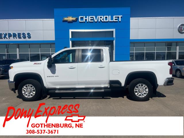2022 Chevrolet Silverado HD LT 4WD Crew Cab Standard Box's photo