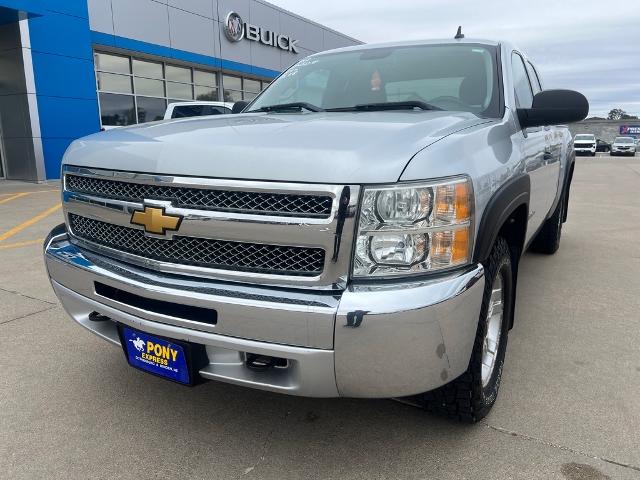 2012 Chevrolet Silverado 1500 LT photo 2