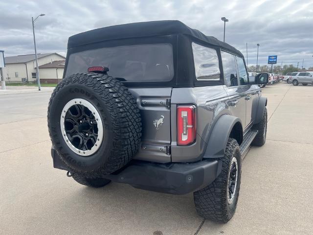 2022 Ford Bronco Badlands photo 4