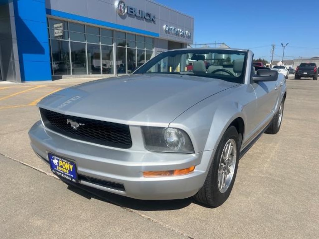 Used 2005 Ford Mustang Deluxe Convertible