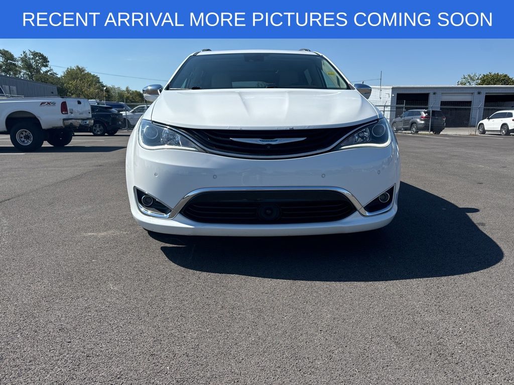 Used 2017 Chrysler Pacifica Hybrid Platinum with VIN 2C4RC1N75HR709437 for sale in Nicholasville, KY