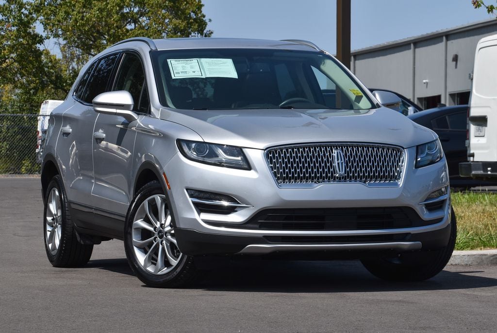 Used 2019 Lincoln MKC Select with VIN 5LMCJ2C93KUL30493 for sale in Nicholasville, KY