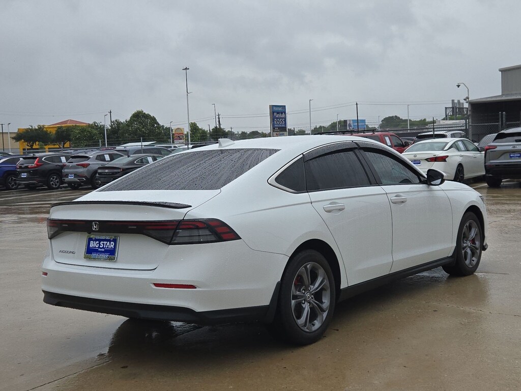 Used 2024 Honda Accord EX Sedan