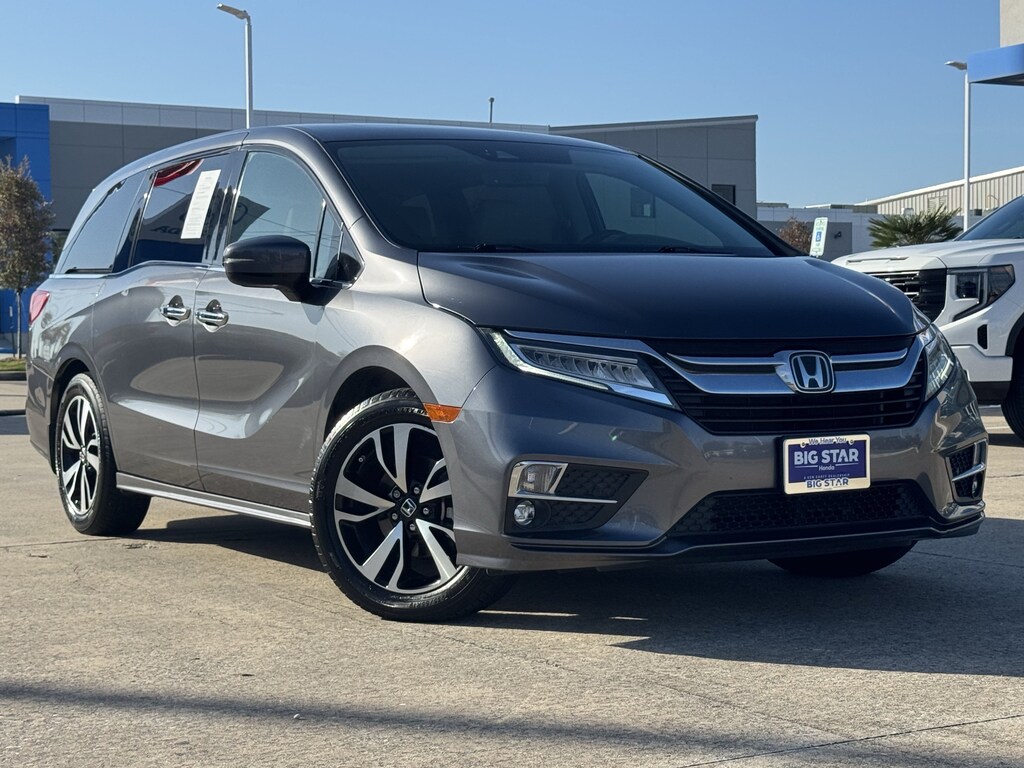Used 2018 Honda Odyssey Elite Van