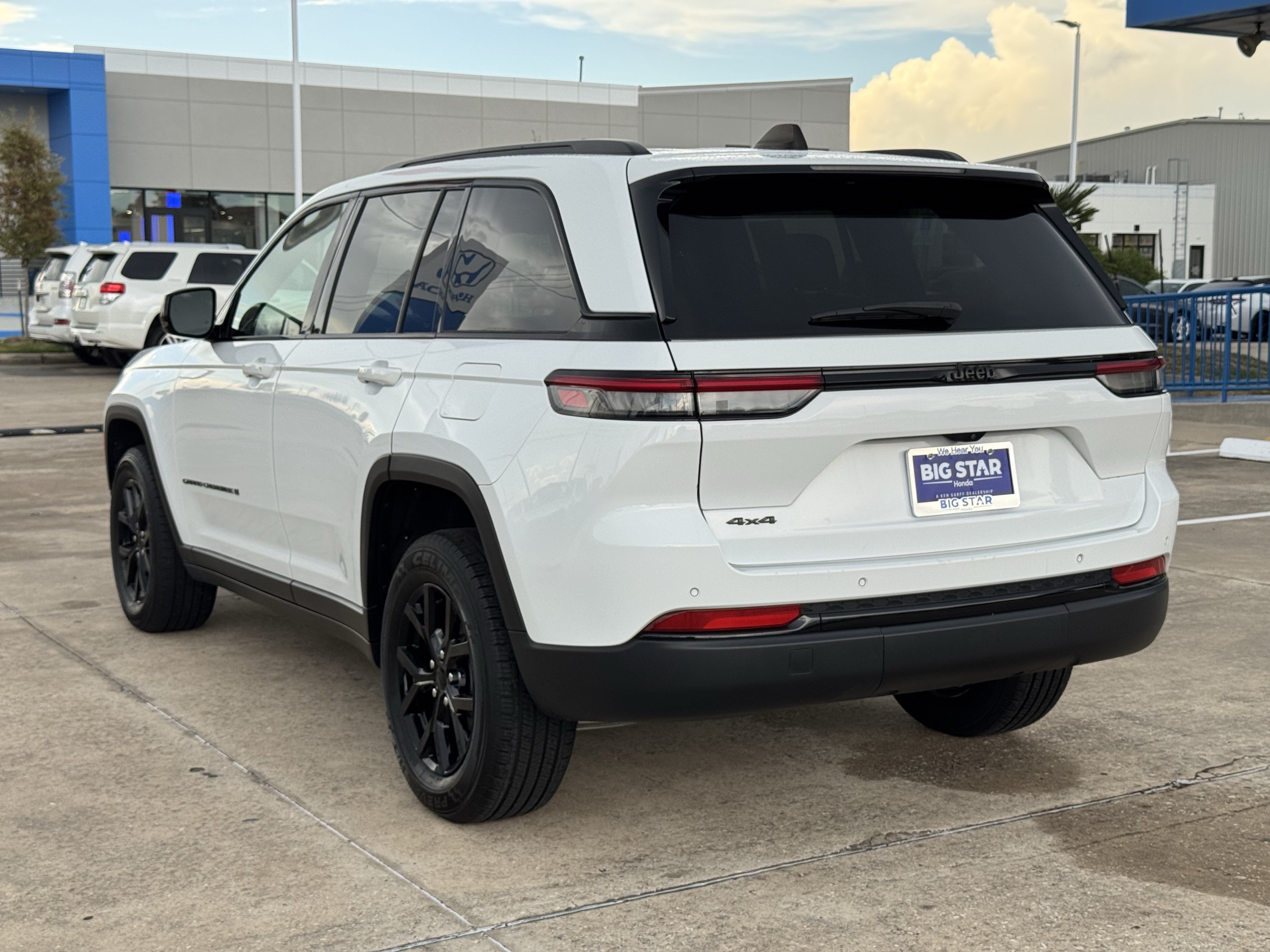 Certified 2024 Jeep Grand Cherokee Altitude SUV