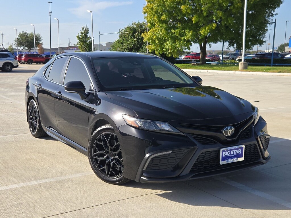 Used 2023 Toyota Camry SE Sedan