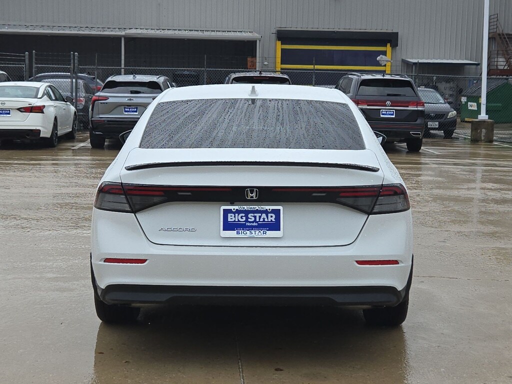 Used 2024 Honda Accord EX Sedan