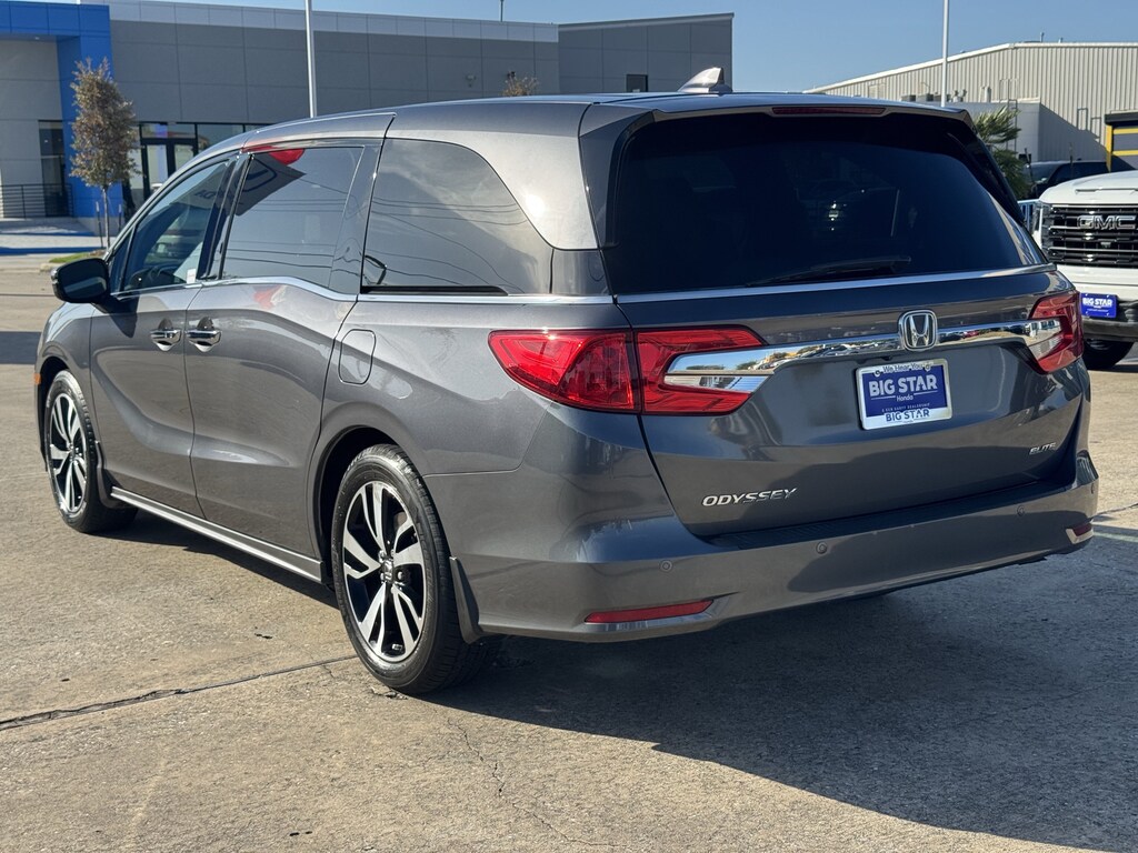 Used 2018 Honda Odyssey Elite Van
