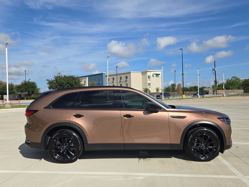 Certified 2025 Mazda CX-70 3.3 Turbo Premium Package SUV