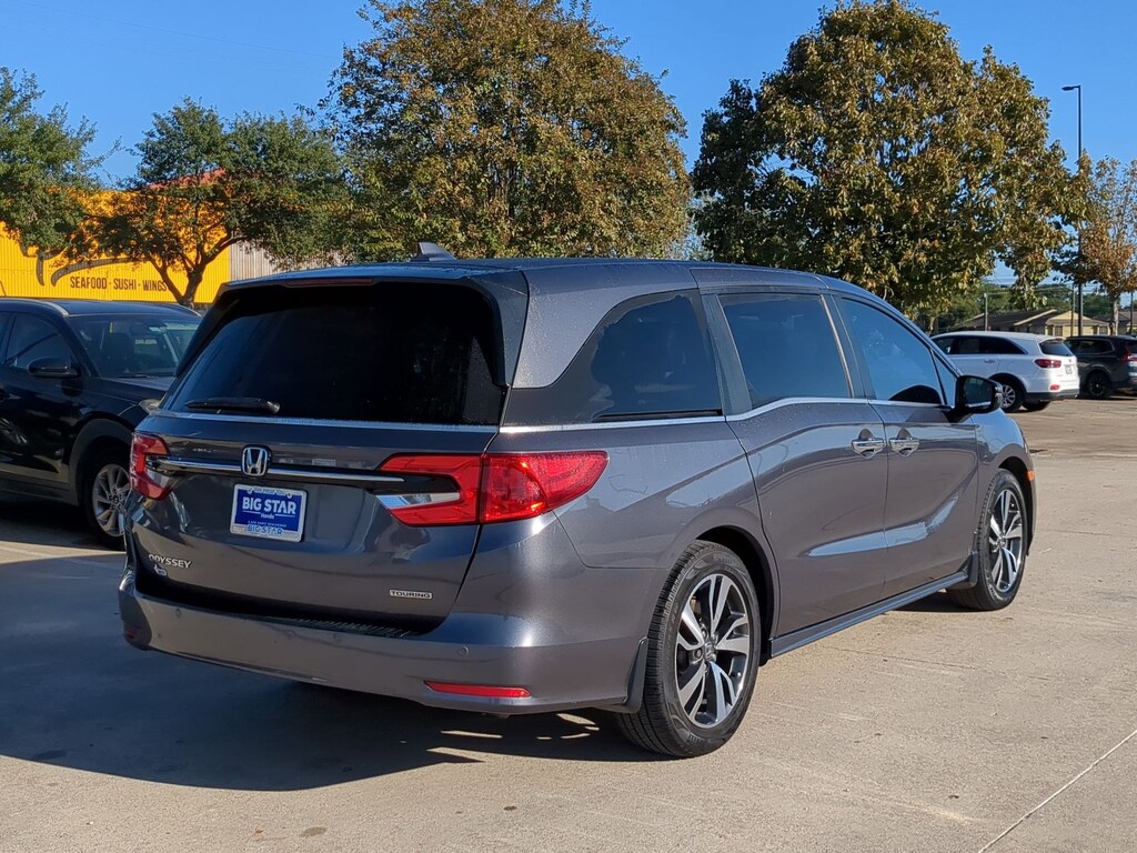 Used 2021 Honda Odyssey Touring Van