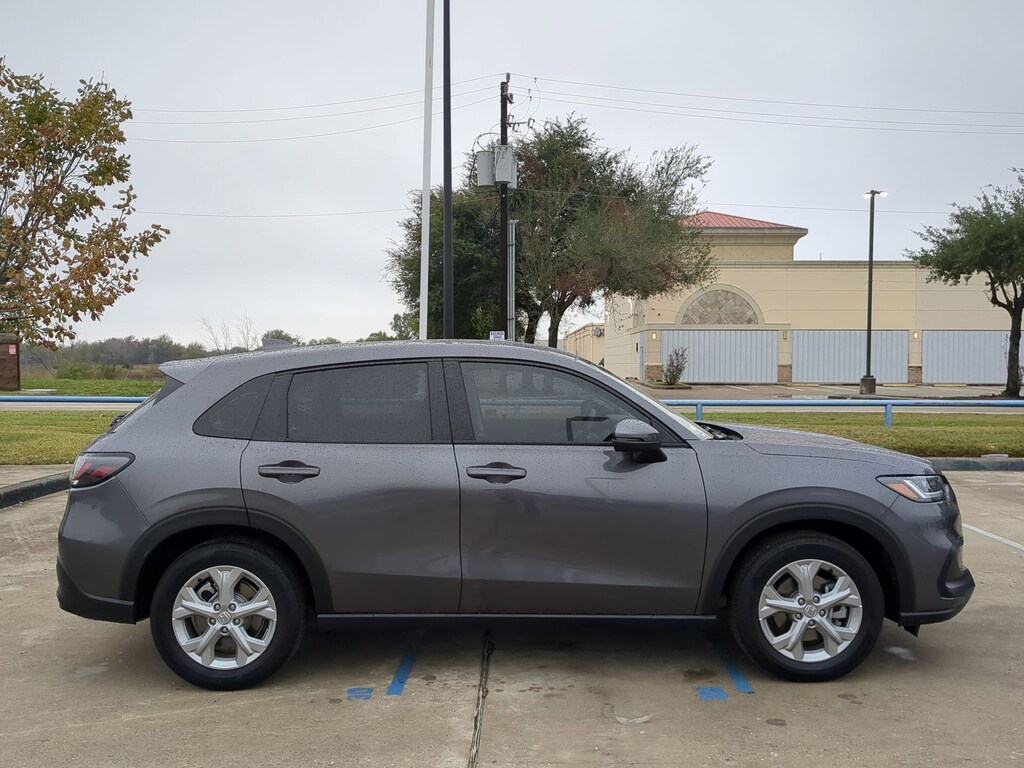 Used 2025 Honda HR-V LX SUV
