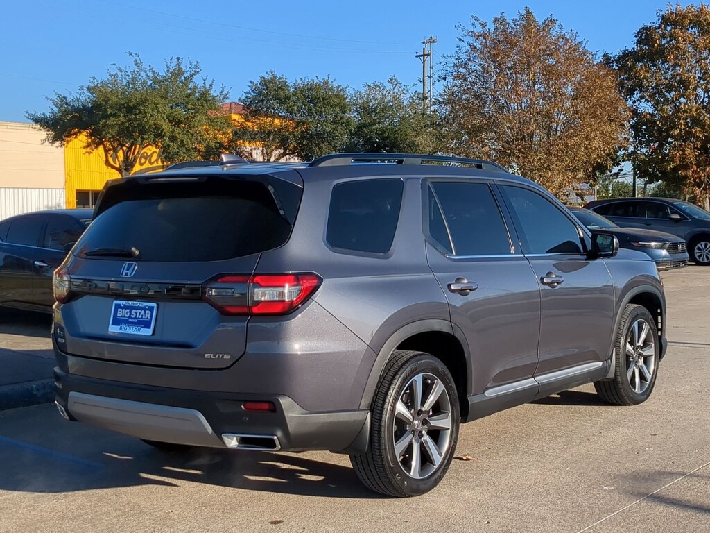 Used 2024 Honda Pilot Elite SUV