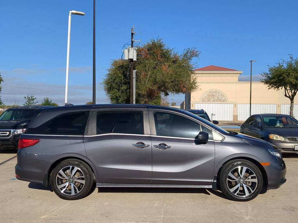 Used 2021 Honda Odyssey Touring Van