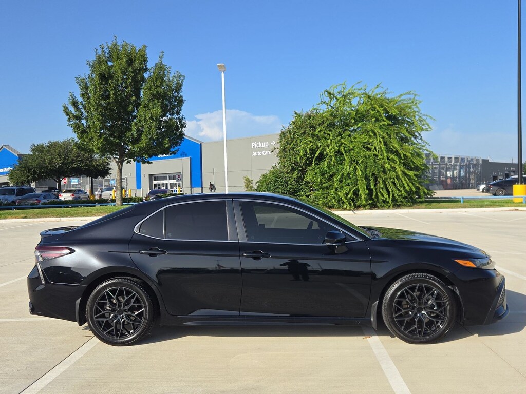 Used 2023 Toyota Camry SE Sedan