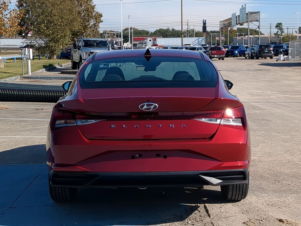 Certified 2023 Hyundai Elantra SEL Sedan