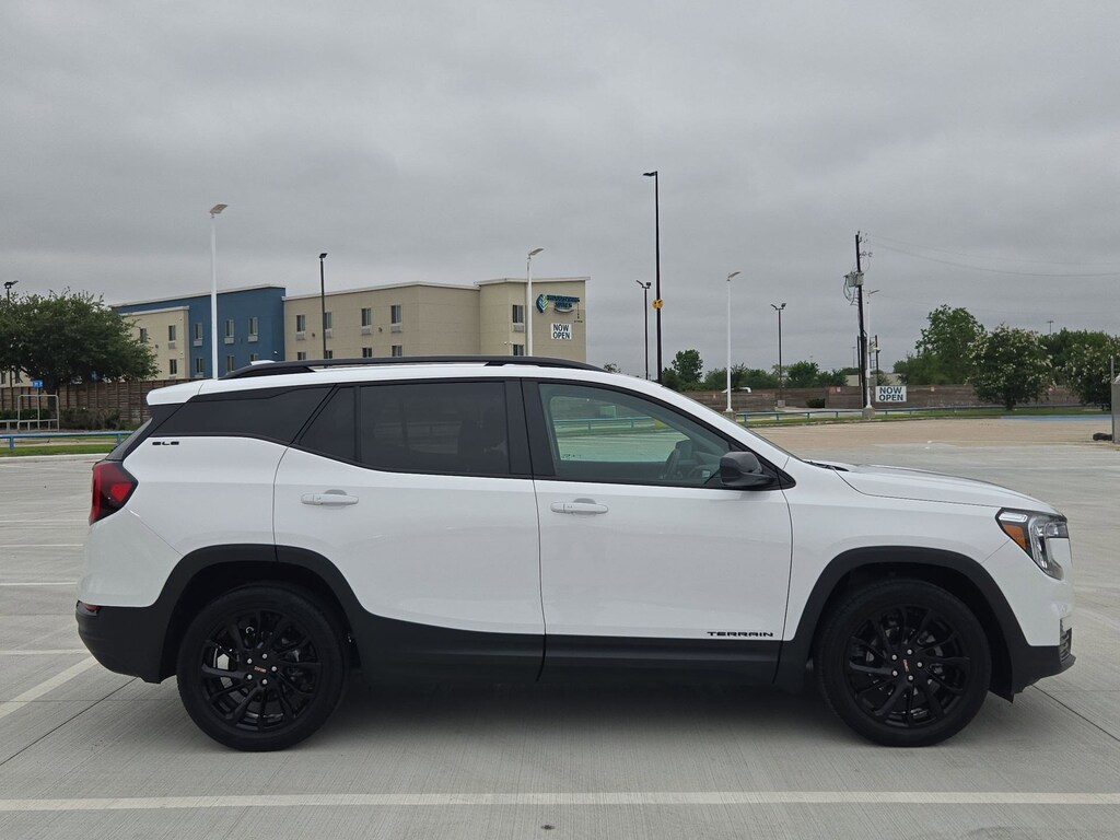 Certified 2024 GMC Terrain SLE SUV
