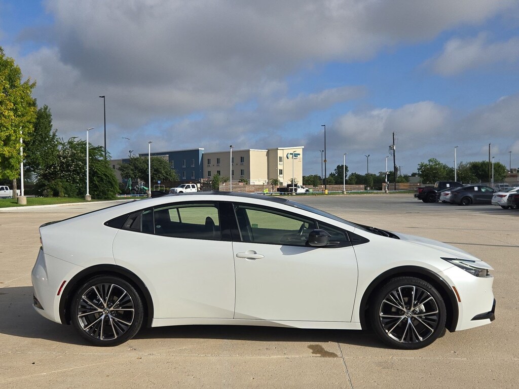 Certified 2024 Toyota Prius XLE Hatchback