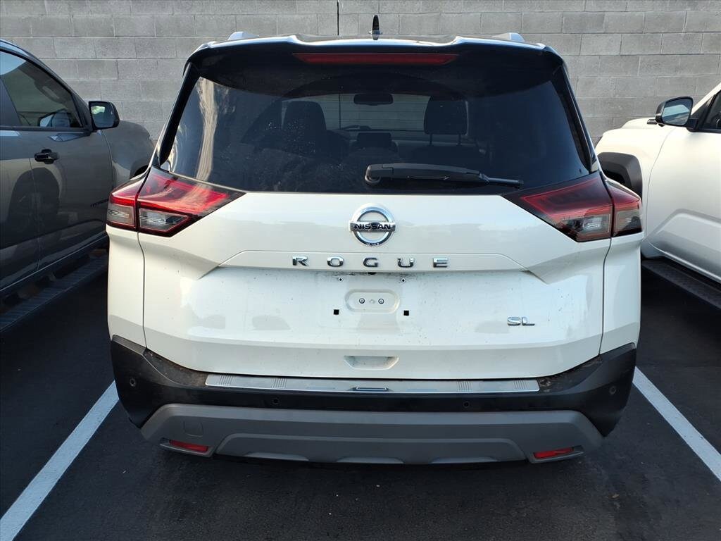 2021 Nissan Rogue SL photo 2